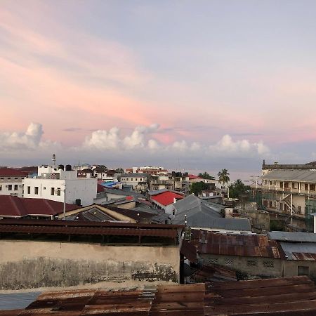 Mlango Paje House Bed and Breakfast Esterno foto