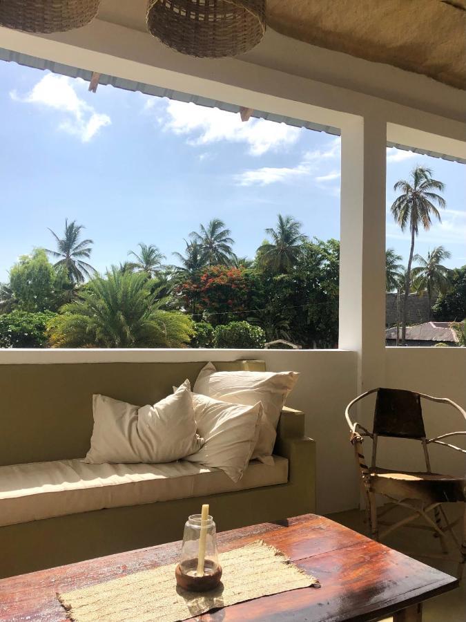 Mlango Paje House Bed and Breakfast Esterno foto