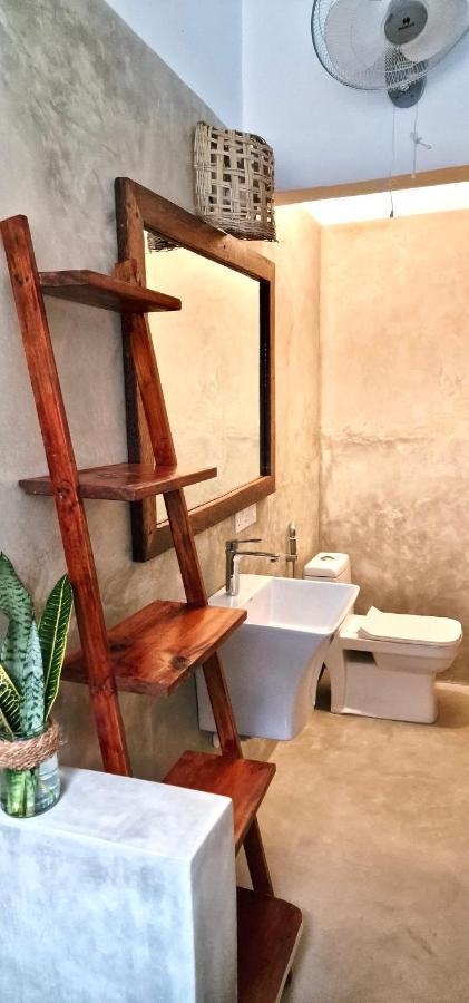 Mlango Paje House Bed and Breakfast Esterno foto